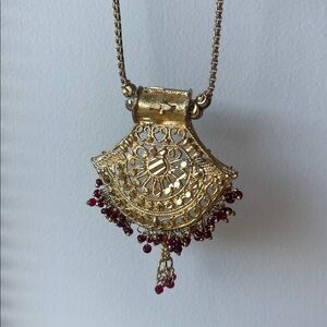 Boho Gold Tone and Red Beaded Pendant Necklace